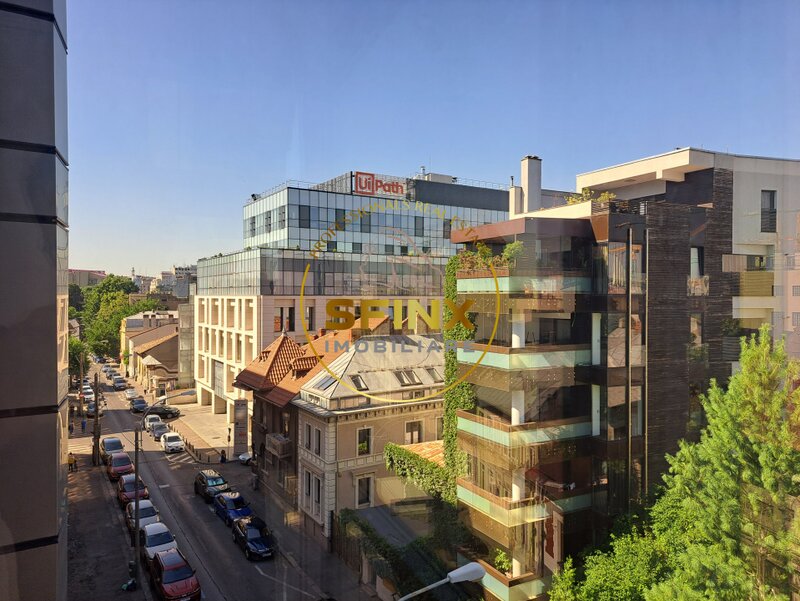 Piata Romana de inchiriat spatiu birouri